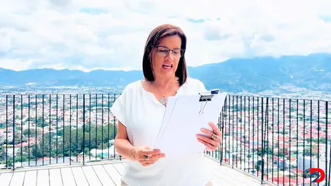 Pese a estar suspendida, Marta Esquivel sigue luchando contra el lote comprado para el nuevo hospital de Cartago. Foto: Tomada del tik-tok.