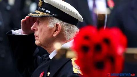 El Rey Carlos III, durante una ceremonia oficial este domingo en Londres. Foto: Toby Melville / Pool / AFP.