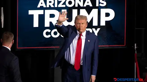 El expresidente de Estados Unidos, Donald Trump se impuso en el estado de Arizona, con lo que recuper&oacute; los siete estados clave en las elecciones presidenciales. Foto: Rebecca Noble / AFP.