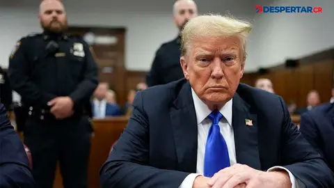 El presidente electo de Estados Unidos, Donald Trump, durante una audiencia el 30 de mayo pasado en una Corte Criminal de Nueva York. Foto: Seth Wenig / AFP.