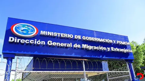 El Poder Ejecutivo present&oacute; un proyecto de ley para suprimir la cartera de Gobernaci&oacute;n y Polic&iacute;a, por considerar que perdi&oacute; su raz&oacute;n de ser. Foto: Ministerio de Gobernaci&oacute;n.