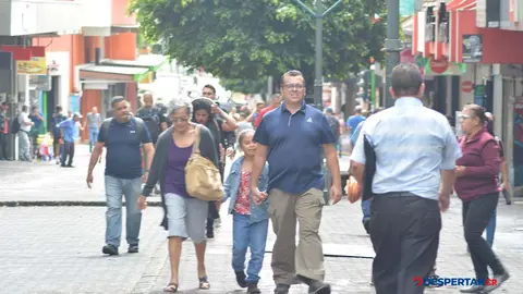 En Costa Rica, la tasa de natalidad baj&oacute;, mientras la esperanza de vida sigue creciendo. Y la edad promedio, tambi&eacute;n. Foto: S&oacute;crates Colindres.