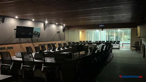 La Comisi&oacute;n de Infraestructura recibira al exministro Luis Amador en medio de las vacaciones. Foto S&oacute;crates Colindres