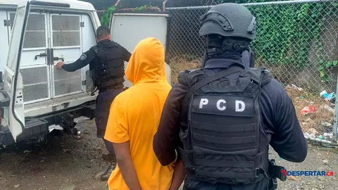 Exministros y exfiscal y exdirector del OIJ expusieron como conocedores del tema de seguridad mostraron la misma linea de pensamiento que el pa&iacute;s esta en alerta ante la situaci&oacute;n de seguridad. Foto MSP