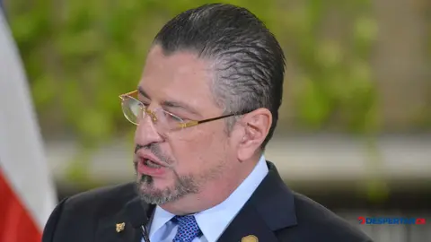 El presidente Rodrigo Chaves podr&iacute;a ser el primero al que la Asamblea Legislativa le levante la inmunidad. Foto S&oacute;crates Colindres