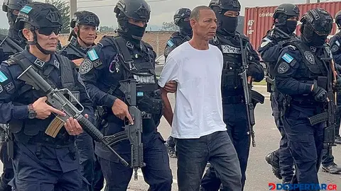 Santos Gustavo Erazo es el m&aacute;s reciente hondure&ntilde;o entregado por su pa&iacute;s a las autoridades de Estados Unidos. Foto: cortes&iacute;a, Polic&iacute;a de Honduras / AFP.