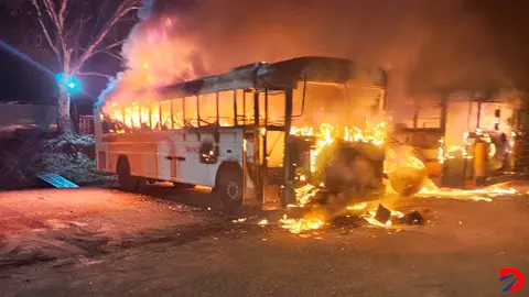 Bus incendiado