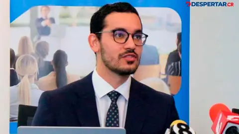 Ricardo Carvajal, director ejecutivo del OBCI, se refiri&oacute; al comercio il&iacute;cito en 2024. Foto: CCCR.