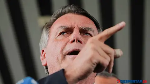 Jair Bolsonaro, a la salida del Senado en Brasilia, este mi&eacute;rcoles. Foto: Sergio Lima / AFP.