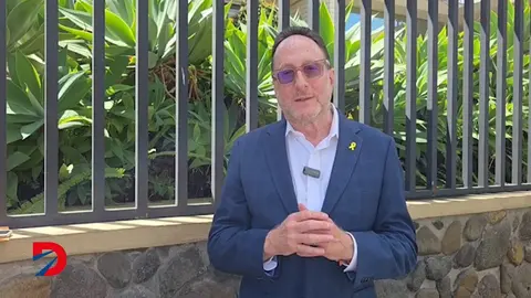 Feinzaig fuera del Ministerio P&uacute;blico despue&eacute;s de presentar denuncia contra Chaves