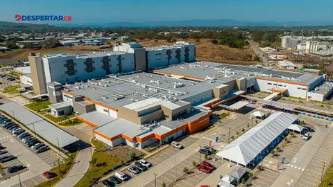 Con la modificaci&oacute;n en el presupuesto de la CCSS se abri&oacute; la oportunidad de contratar 557 nuevas plazas de las cuales 128 ser&aacute;n m&eacute;dicos en varias &aacute;reas para el Hospital Monse&ntilde;or Sanabria. Foto CCSS