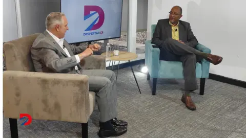 Alberto Mej&iacute;a en entrevista con nuestro director Reinaldo Lewis
