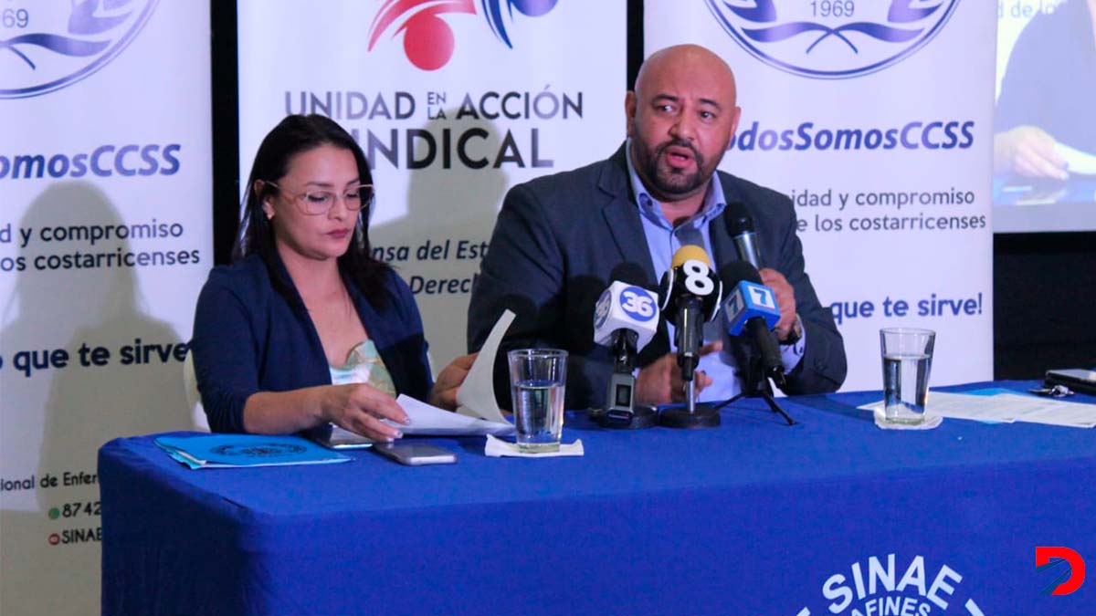 Lenin Hernández y Karol Estrella, ambos del SINAE indicaron que la problemática es muy seria y preocupante. Foto: SINAE.